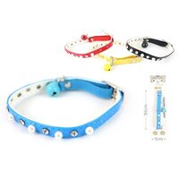 Zgarda pentru Pisici din Piele Ecologica, Elastic, Perle, Diamante si Clopotel 30 cm: Eleganta Glamour, Confort si Stil · 