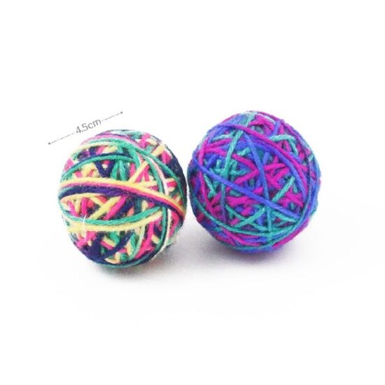 Set 2 Jucarii pentru Pisici Mingi Tip Ghem din Fire Textile Yommy (4.5 cm): Confort Tactil, Design Clasic