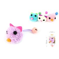 Jucarie pentru Pisici Minge din Blanita Pufuasa cu Clopotel si Snur Yommy (13x5 cm): Textura Catifelata, Sunet