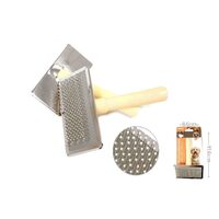 Tesala Metalica 8.6x11.6 cm M cu maner lemn si pini moi pentru periaj bland